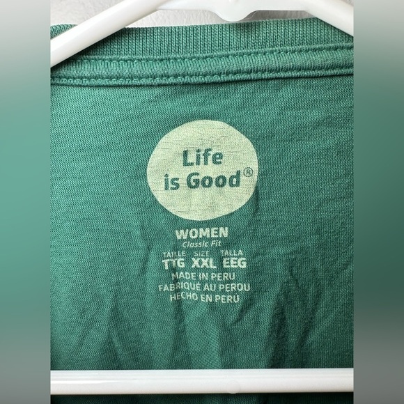 Life is Good Women’s Sz XXL Green Long Sleeve T-Shirt V-neck HEART TREE FLAG - Picture 6 of 7